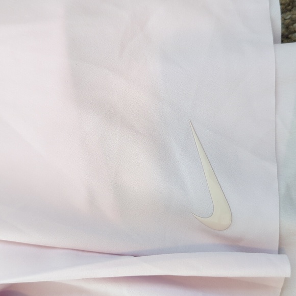 Nike Dri-Fit Pink Sports Athletic Skorts - Picture 4 of 5